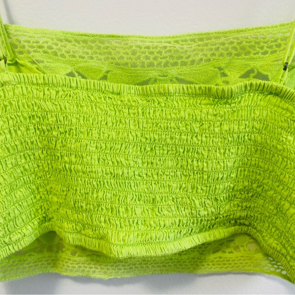 Vibrant Lime Lace Crop Top - Picture 4 of 4